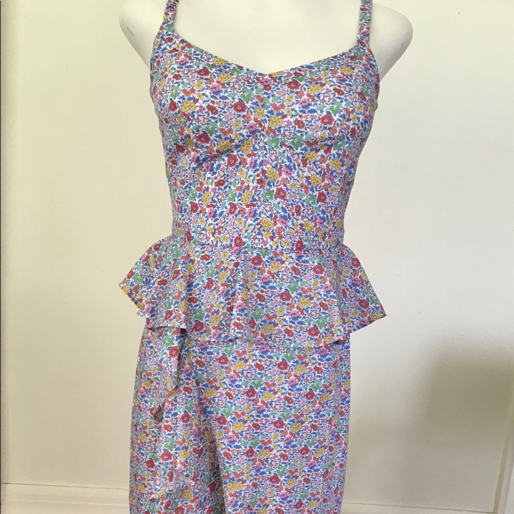 Sundress size 2; never worn, flattering cut!